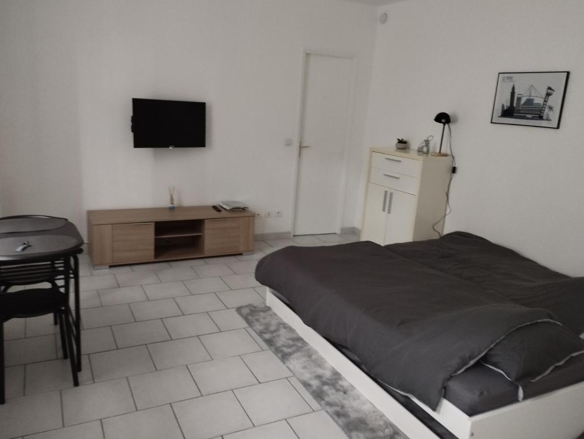 Charmant Studio Canape Lit Netflix Prime Video Dazn Wifi Le Havre Exteriör bild