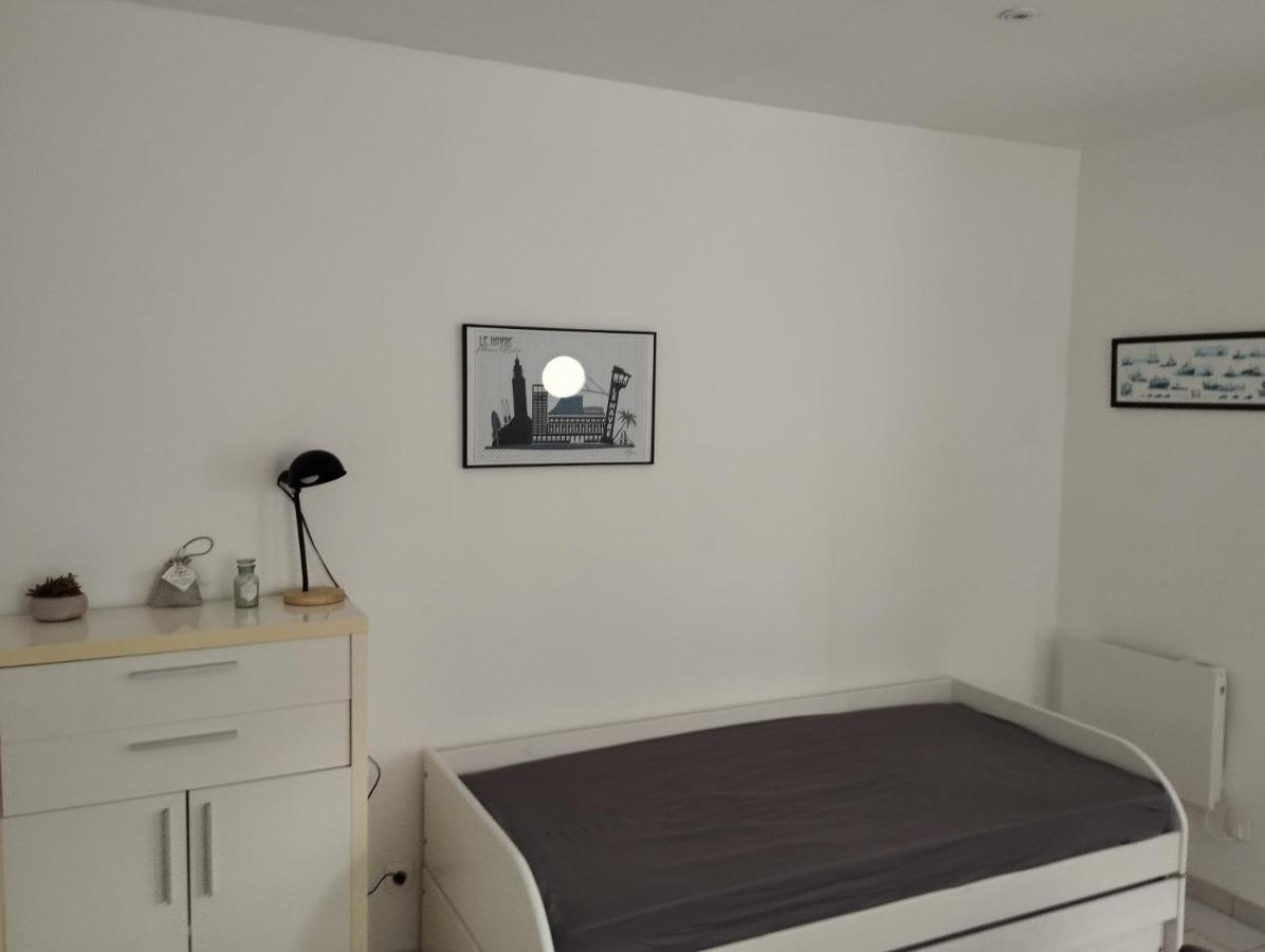 Charmant Studio Canape Lit Netflix Prime Video Dazn Wifi Le Havre Exteriör bild