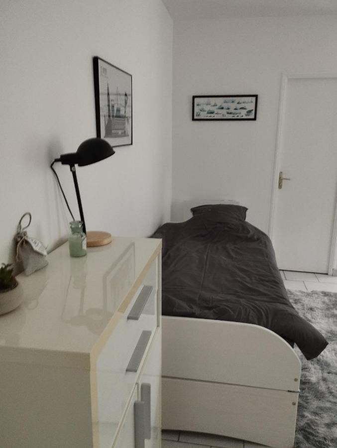 Charmant Studio Canape Lit Netflix Prime Video Dazn Wifi Le Havre Exteriör bild